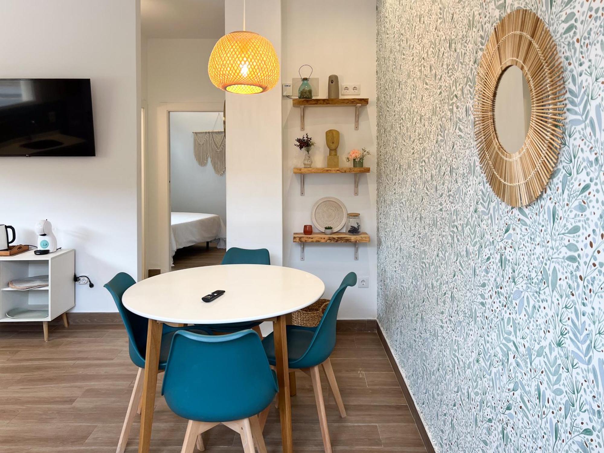Encantador Piso De Diseno Аликанте Екстериор снимка